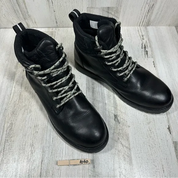 TOMS Black Leather Waterproof Lace-Up Ankle Boots with Lug Sole #1040