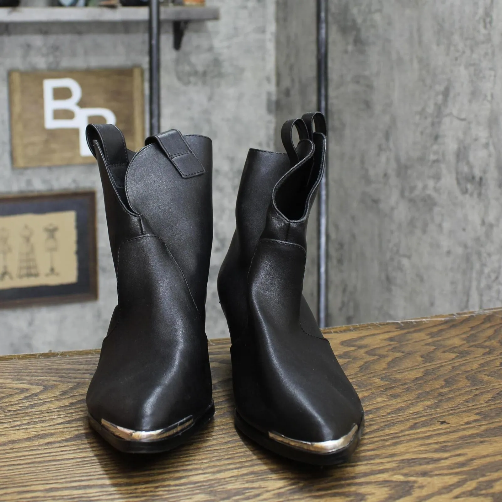 Universal Thread Women's Henley Ankle Western Boots 88375060 Black 8.5M