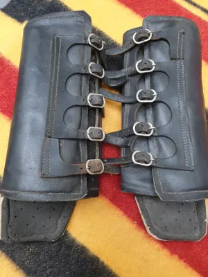 Used black leather full size brushing boots FREE POSTAGE☆