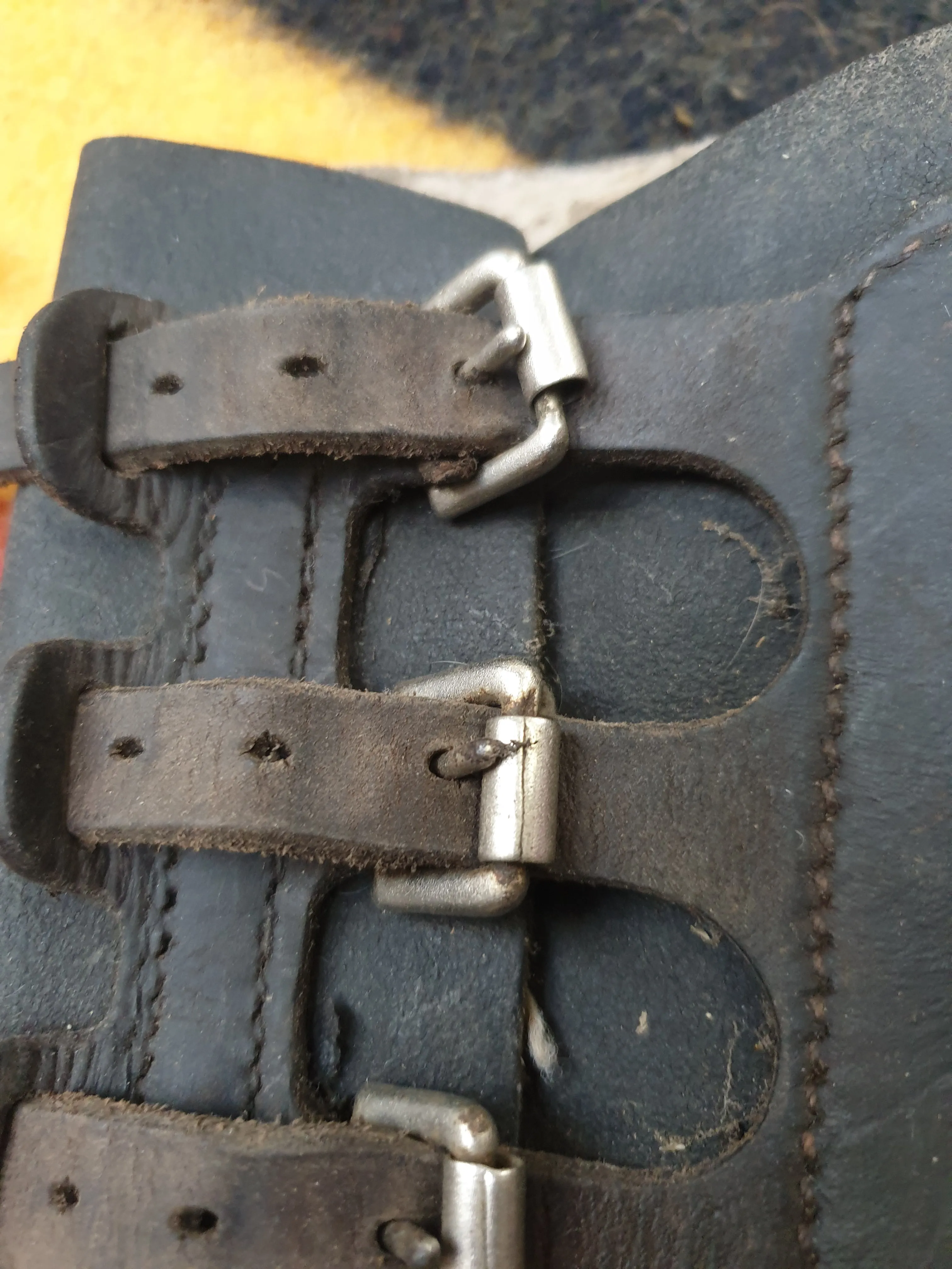 Used brown leather cob size brushing boots FREE POSTAGE☆