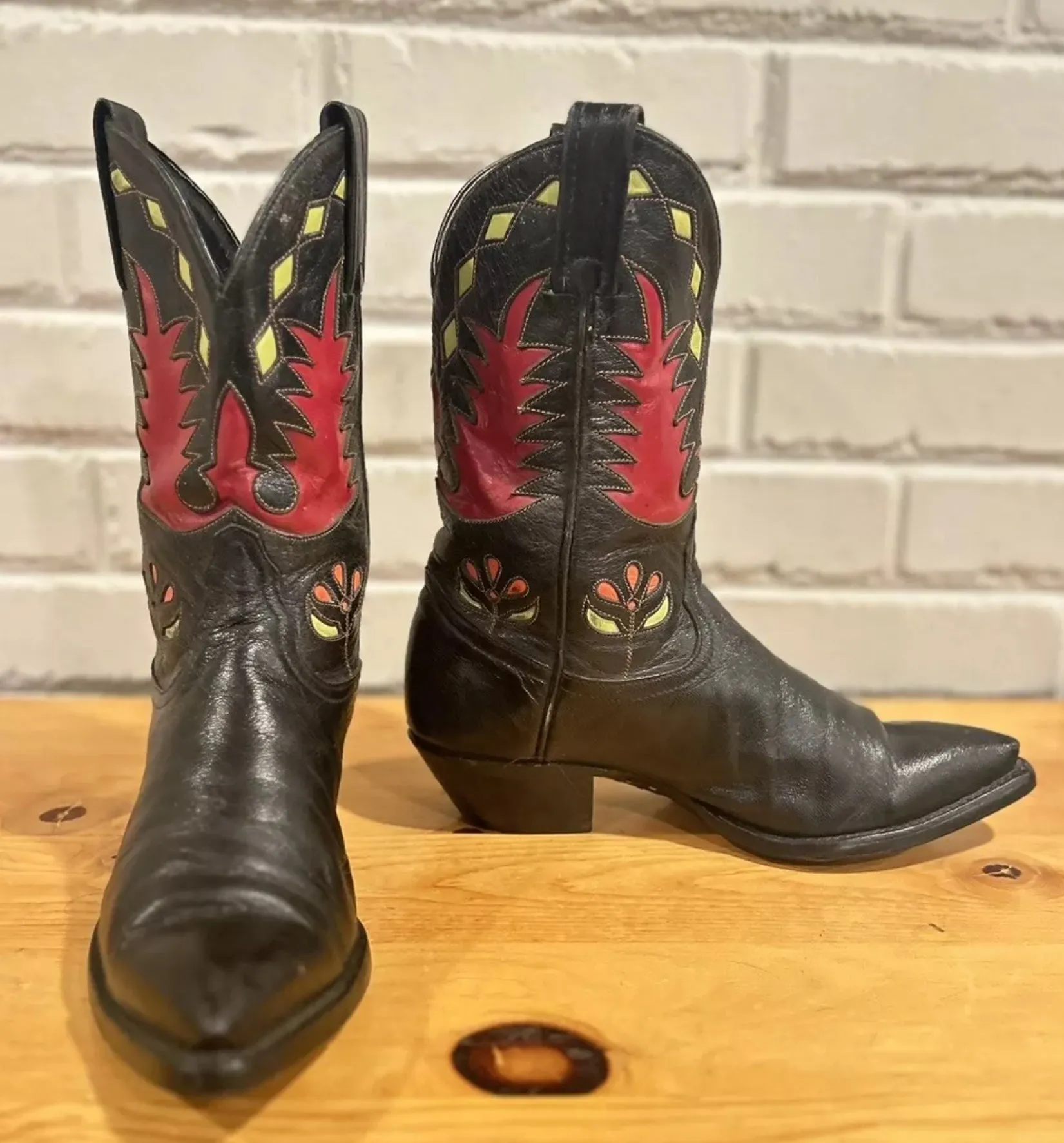 Vintage Inlay Cowboy Boots 6.5