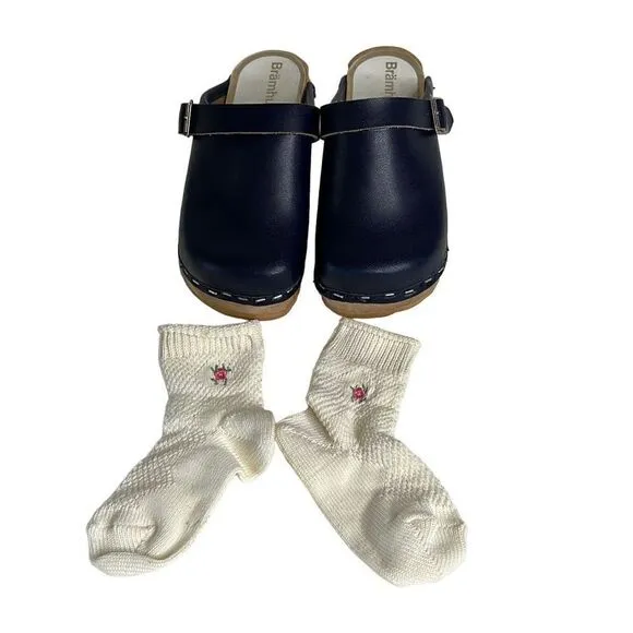 Vintage Rare Bramhults Tratofflor Sweden Navy Clogs Girl’s Sz.5
