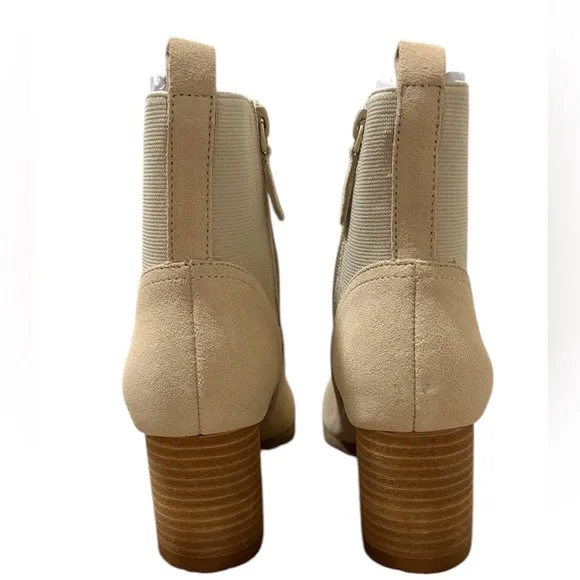 Violet &amp; Red Tan Ankle Boots with Loaded Knit Cuff and Rounded Toe, NWOB -Size 6