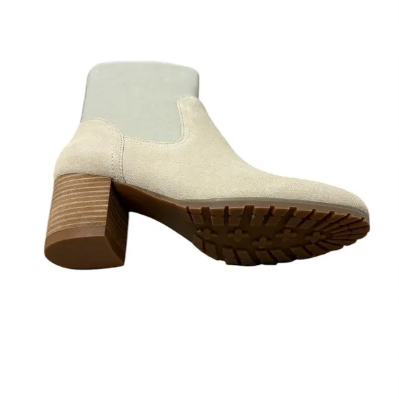 Violet &amp; Red Tan Ankle Boots with Loaded Knit Cuff and Rounded Toe, NWOB -Size 6