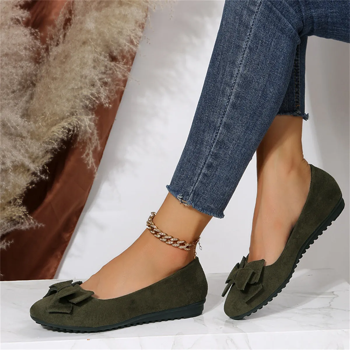 Women’s Ballet Flats – Bow Detail – Slip-On – Round Toe – Comfortable Everyday Shoe