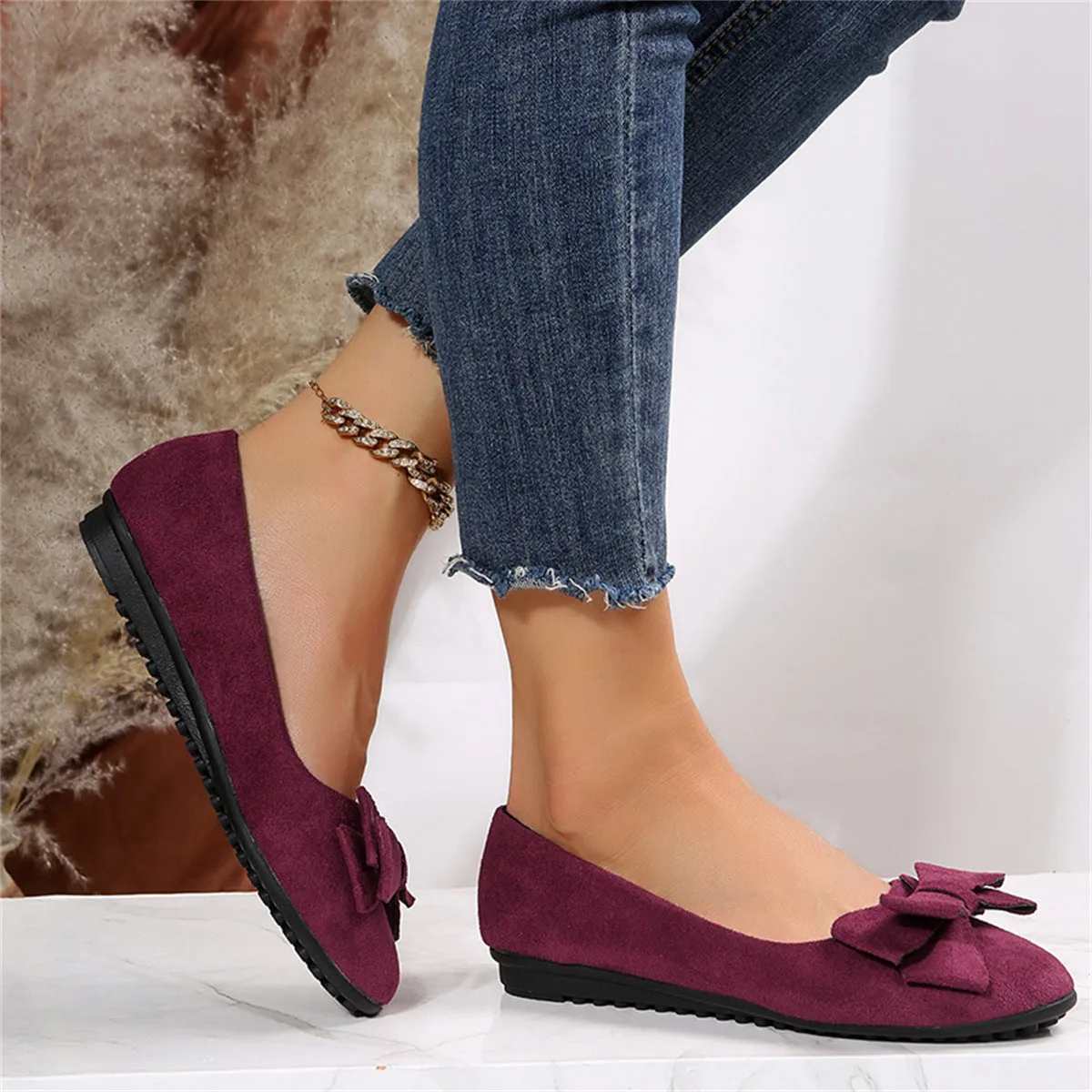 Women’s Ballet Flats – Bow Detail – Slip-On – Round Toe – Comfortable Everyday Shoe