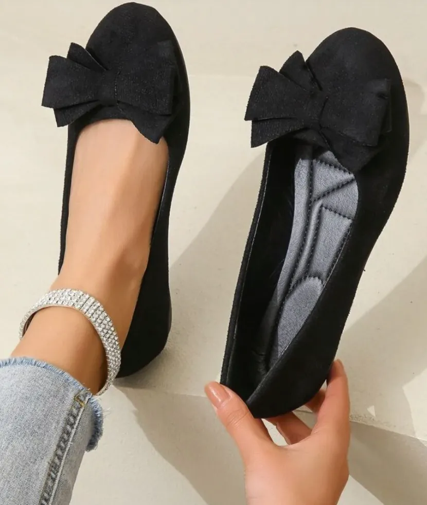 Women’s Ballet Flats – Bow Detail – Slip-On – Round Toe – Comfortable Everyday Shoe