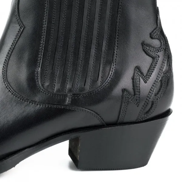 Women's Boots or Ankle Boots Handmade in Black Leather Urban 2487